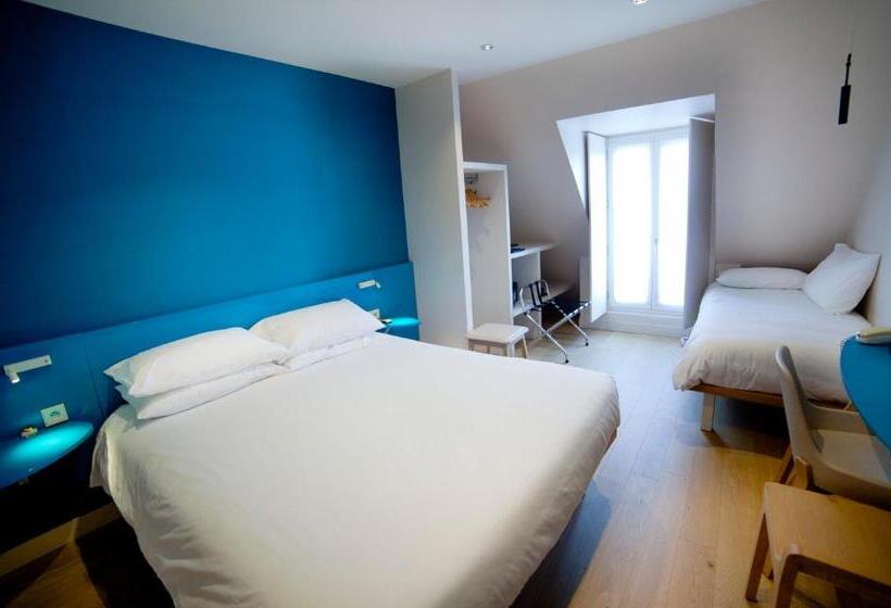 חדר סטנדרט לשלושה עם מרפסת, Andrea