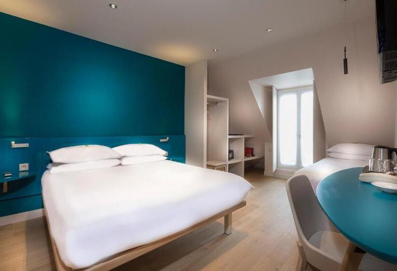 חדר סטנדרט לשלושה עם מרפסת, Andrea