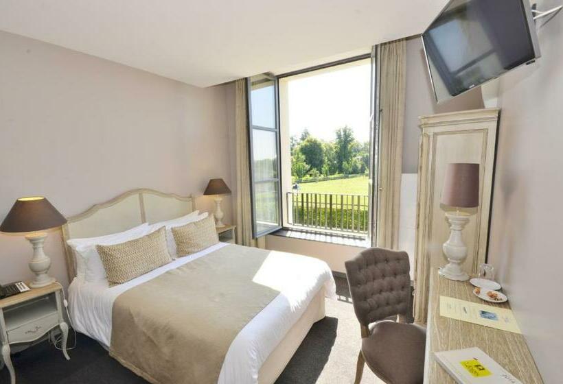 标准房带园景, Auberge Du Château Bleu