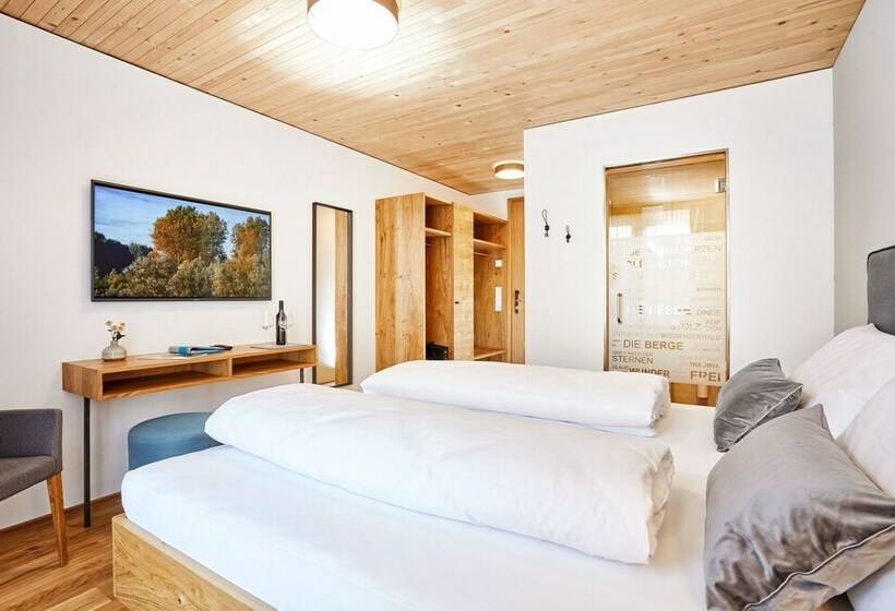 غرفة قياسية مزوَّدة بشُرفة, Gretina