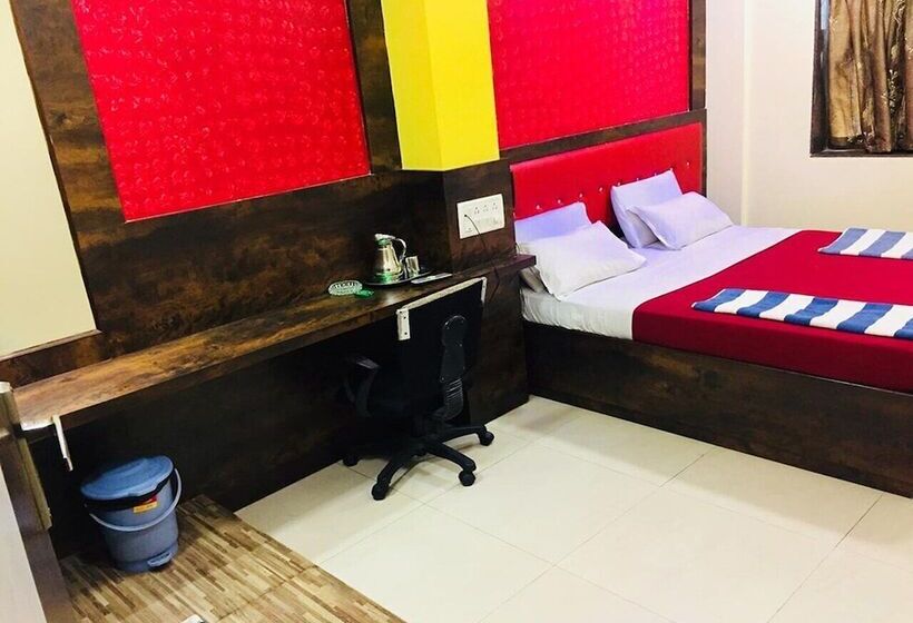 バス共有のスタンダードルーム, Sun Star Residency