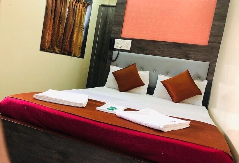 带共用浴室的标准房间, Sun Star Residency
