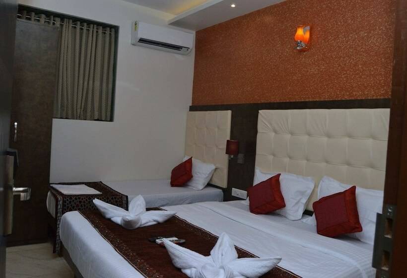 バス共有のスタンダードルーム, Sun Star Residency