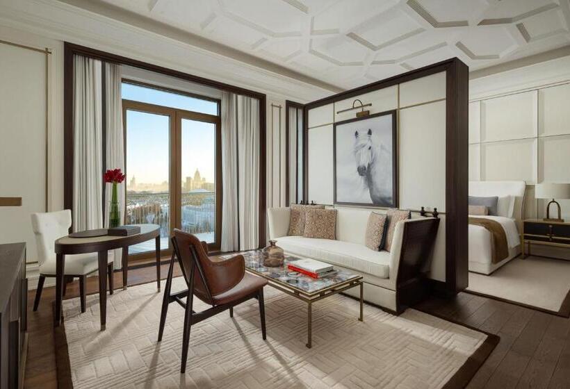 Pokój Deluxe z Balkonem, The St. Regis Astana