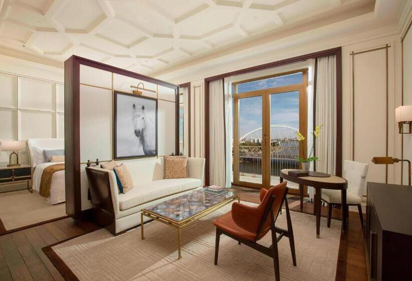 Pokój Deluxe z Balkonem, The St. Regis Astana