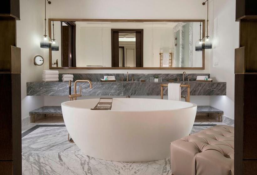 Suite River View, The St. Regis Astana