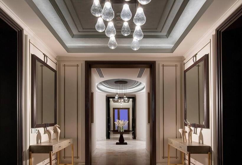 Suite Prezydencki, The St. Regis Astana