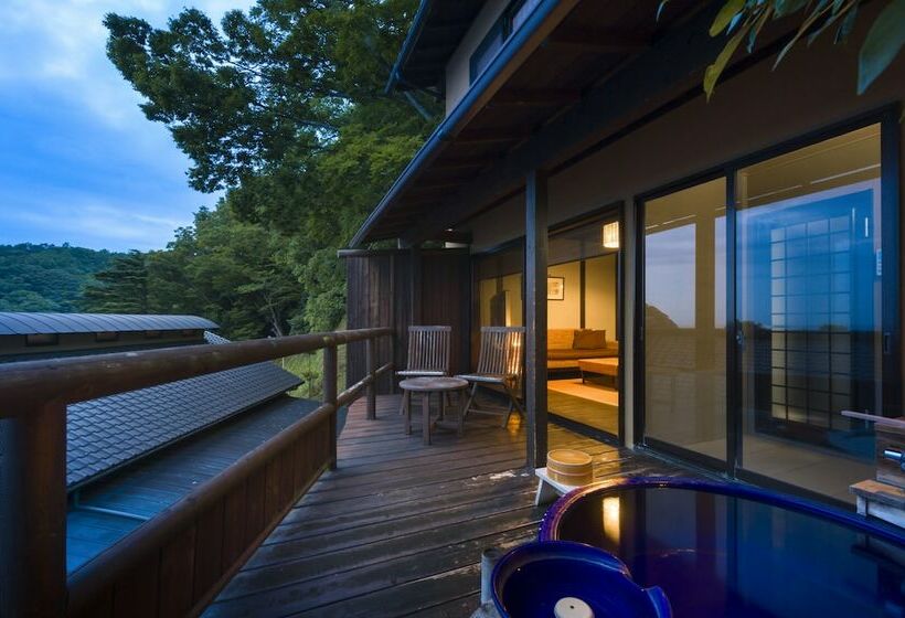 オーシャンビュースタンダードルーム, Musouan Biwa