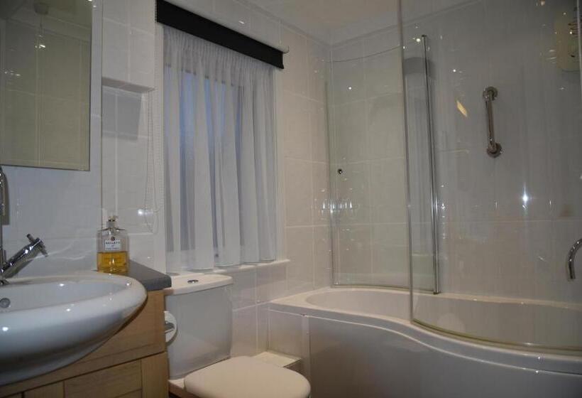 غرفة قياسية, Chapelhill Croft