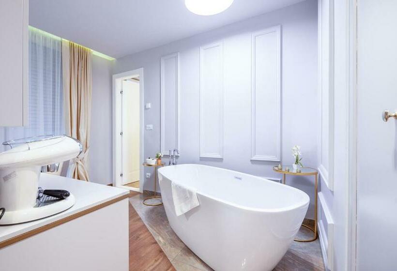 豪华房间, Luxury Rooms Kadena