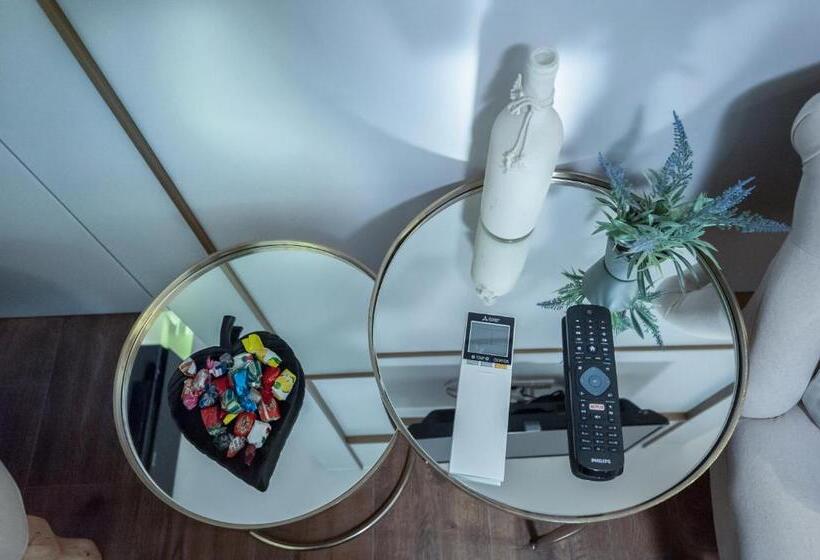 豪华房间, Luxury Rooms Kadena