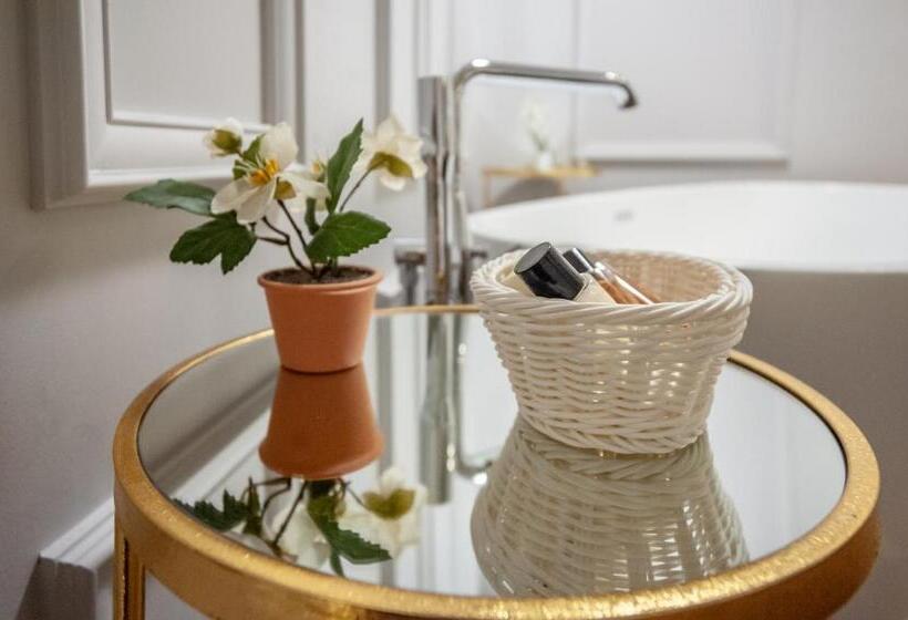 豪华房间, Luxury Rooms Kadena