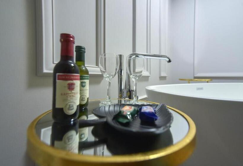 豪华房间, Luxury Rooms Kadena