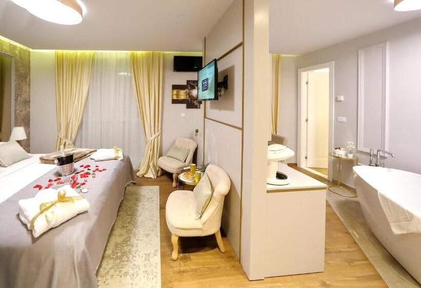 豪华房间, Luxury Rooms Kadena