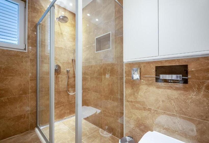 Номер Deluxe, Luxury Rooms Kadena