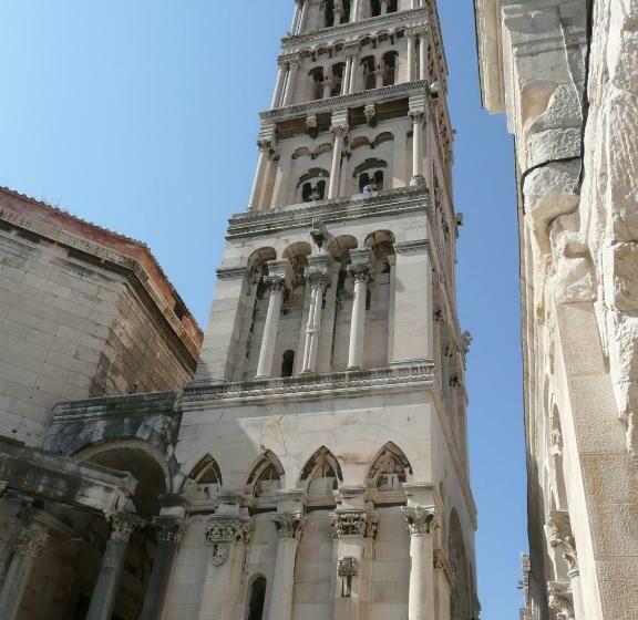 Quarto deluxe, Palace Augubio