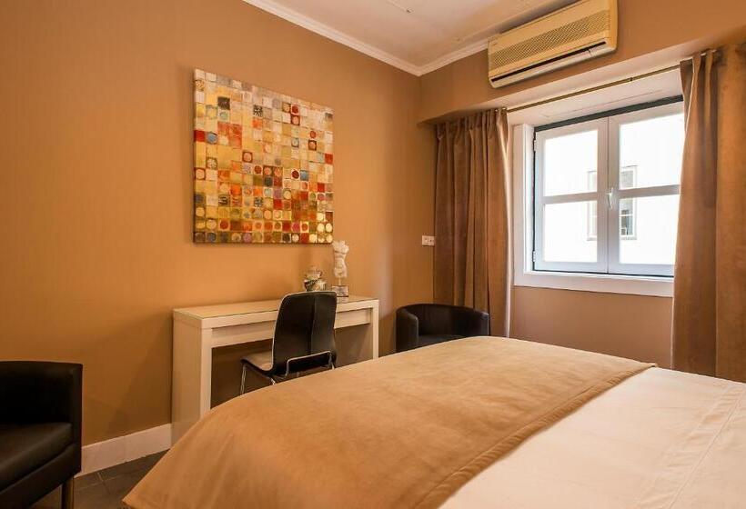 Deluxe Suite King Bed, Ph Downtown Suites