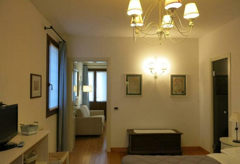 جناح, Villa Schiavi