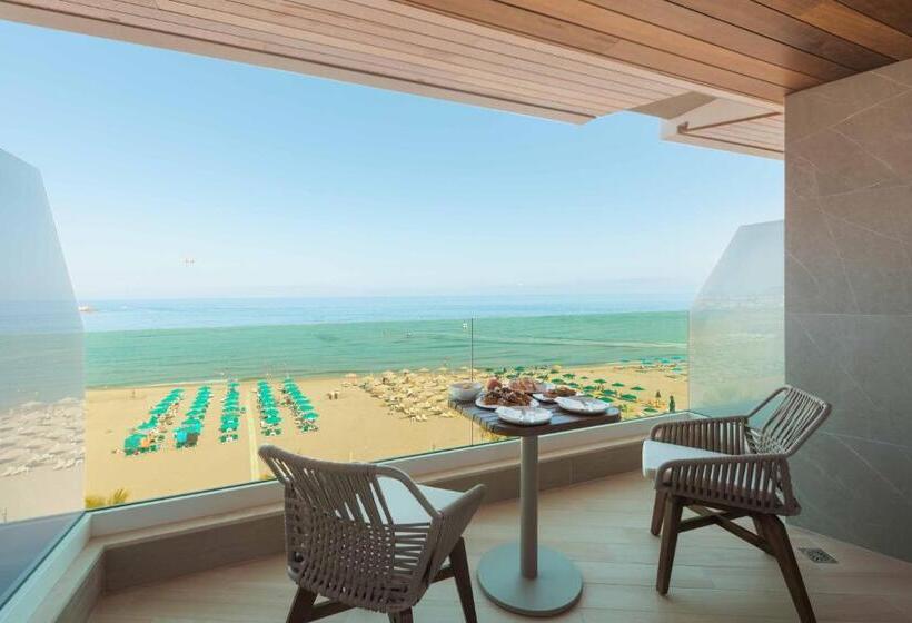Люкс Вид на Море, Bio Beach Boutique Hotel   Adults Only
