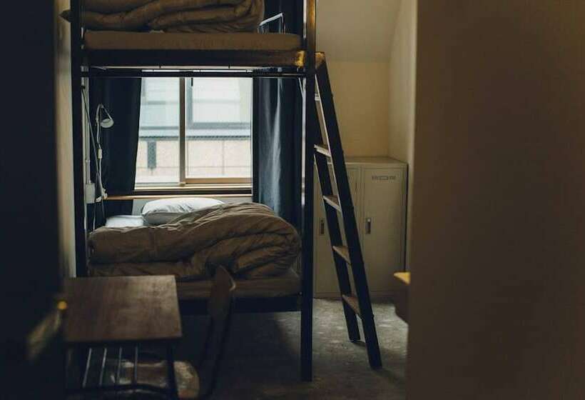 Llit en Habitació Compartida, Citan Hostel