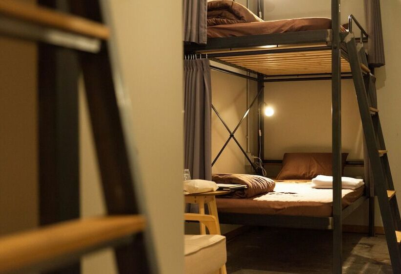 Llit en Habitació Compartida, Citan Hostel