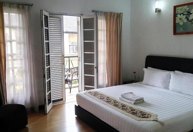 プールビュースタンダードルーム, 5 Twenty @ Ampang Hilir