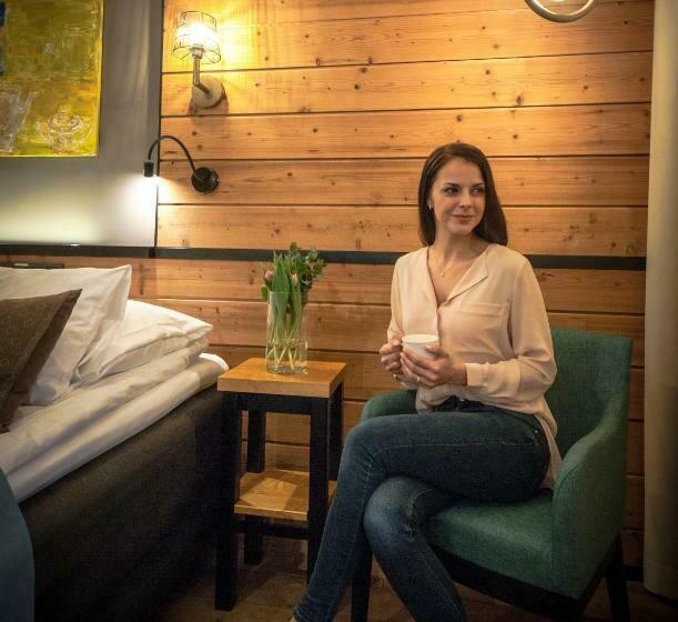 수피리어 룸, Aateli Hillside