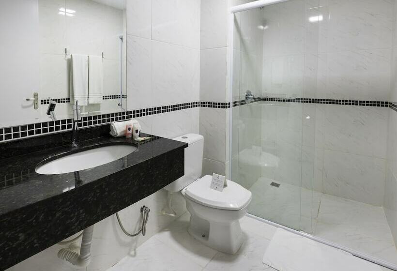 جناح ديلوكس, Itacolomi