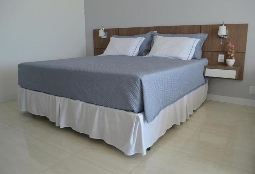 جناح مطلّ علي البحر, Itacolomi