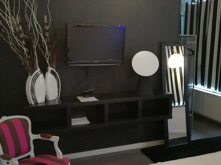 Люкс, Itsara Suites & Spa