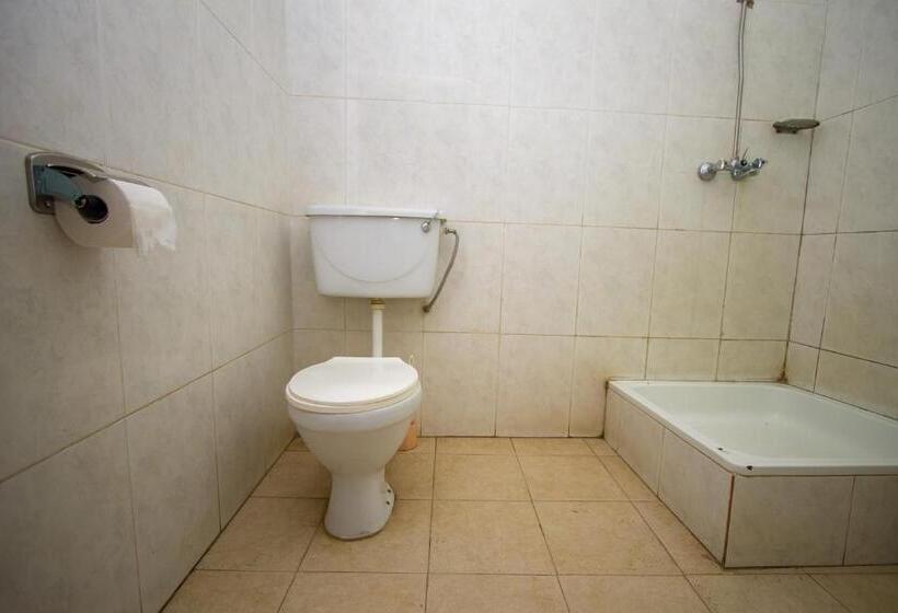 اتاق استاندارد, Kisoro Tourist