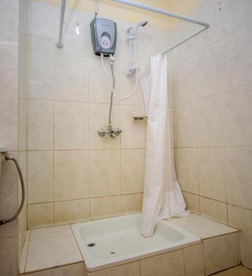 اتاق استاندارد, Kisoro Tourist