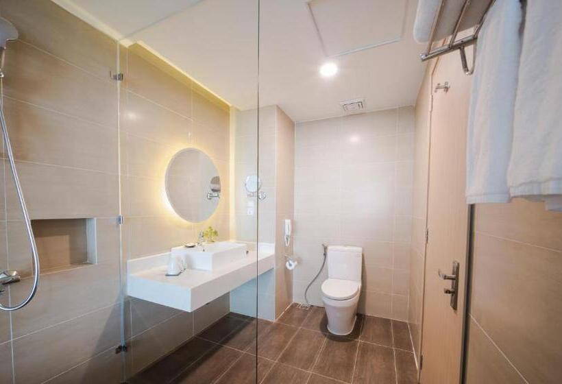 Camera Tripla Deluxe, Muong Thanh Luxury Phu Quoc