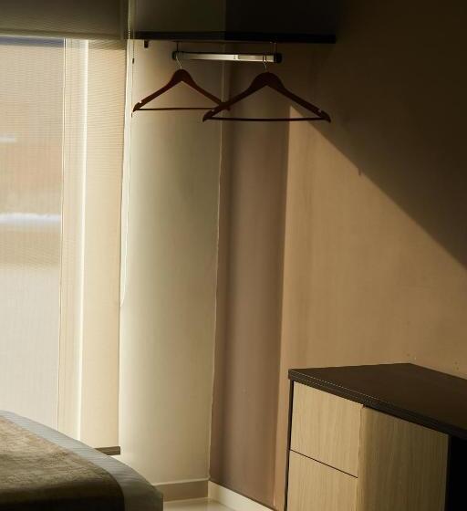 غرفة قياسية, Solev