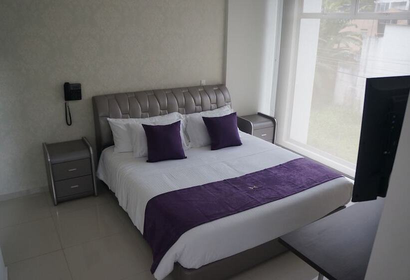 غرفة قياسية فردية, Solev