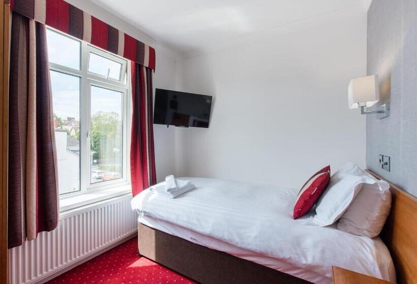 اتاق استاندارد یک نفره, The Queens