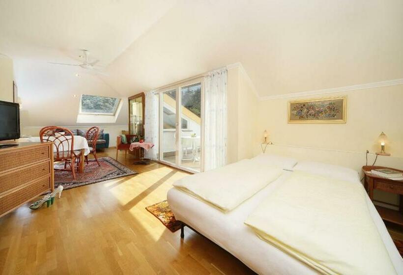 스탠다드 전망 룸, Tiffany