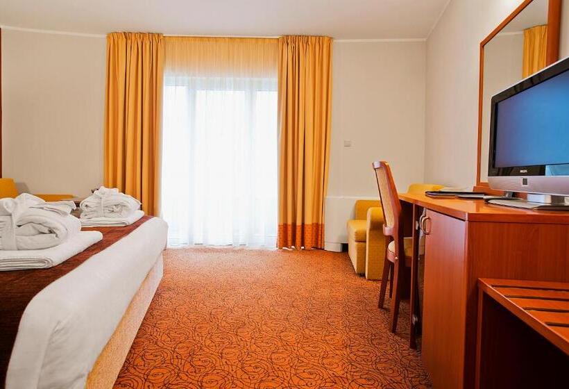 Номер Superior Вид на Море, Spa & Wellness Hotel Pinia