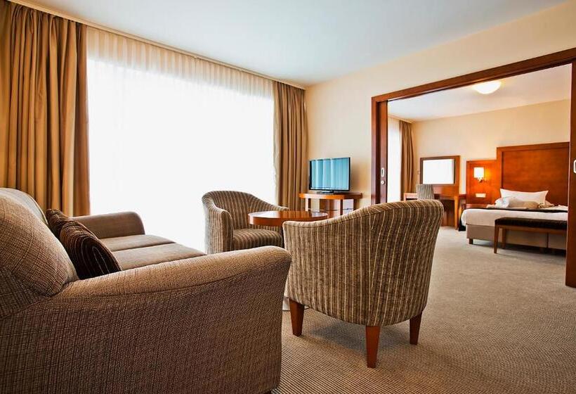 سوییت با چشم‌انداز دریا, Spa & Wellness Hotel Pinia