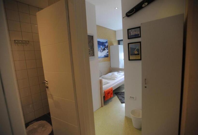 스탠다드 룸, Windward Hostel Zadar