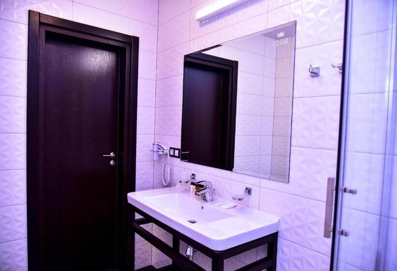 اتاق لوکس چهار تخته, Goral Hotel & Spa