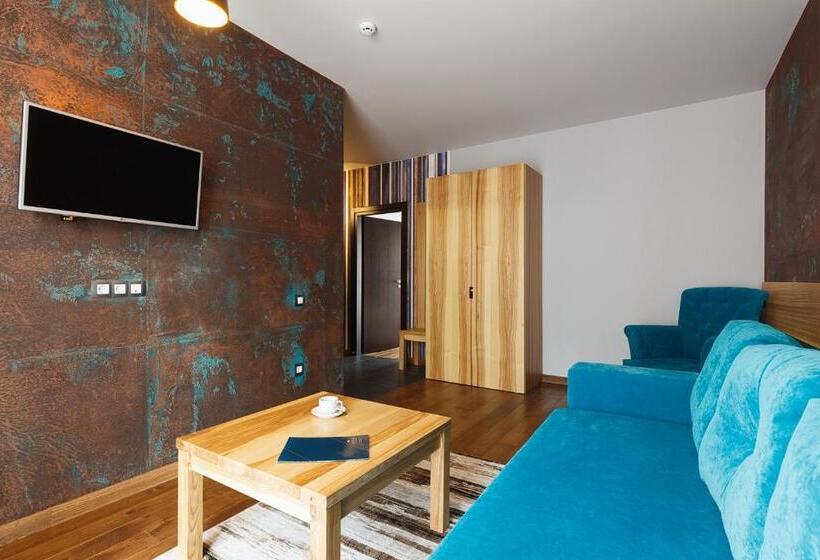 سوییت با چشم‌انداز کوه, Goral Hotel & Spa