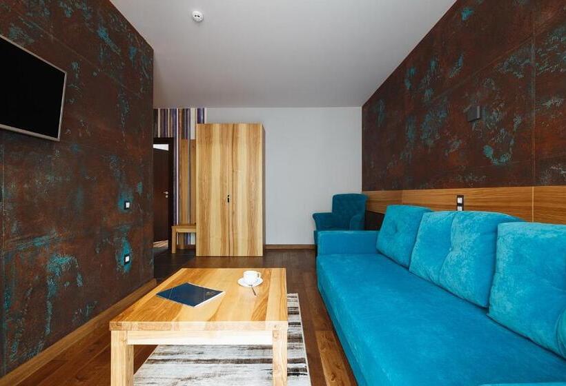 سوییت با چشم‌انداز کوه, Goral Hotel & Spa