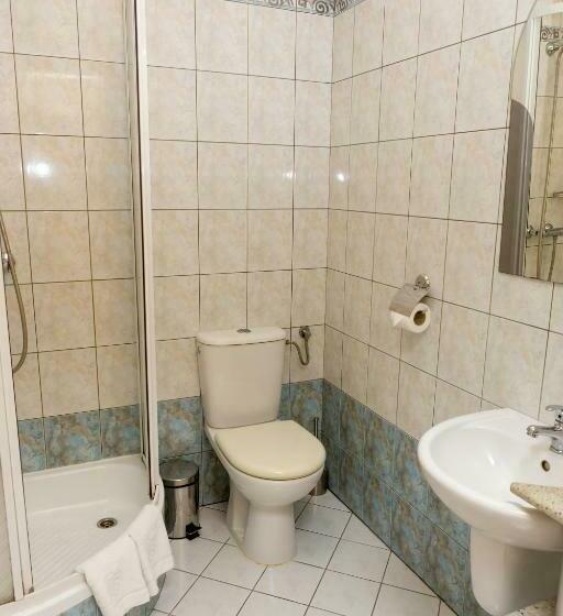 חדר סטנדרט, Alexandra