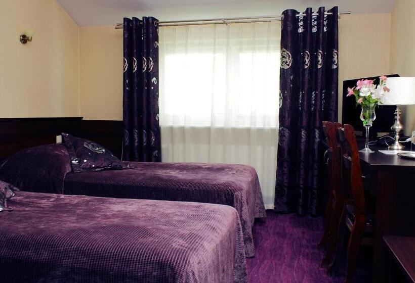 חדר דלוקס, Alexandra