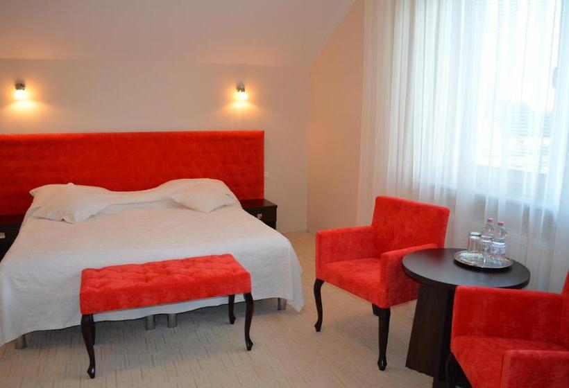 חדר סטנדרט, Alexandra