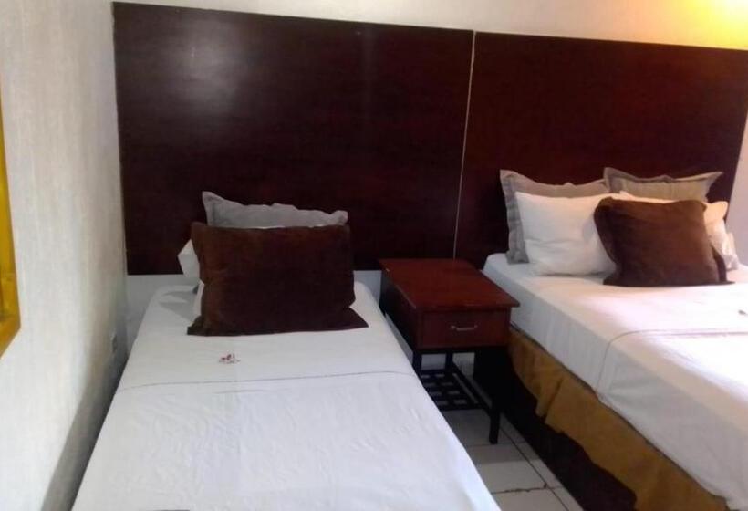 エコノミールーム, Don Quijote