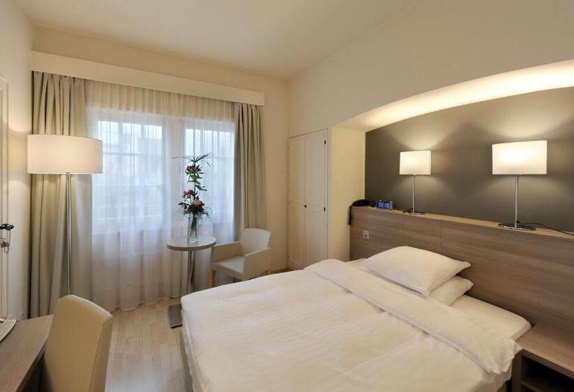 Номер Стандарт, De La Rose