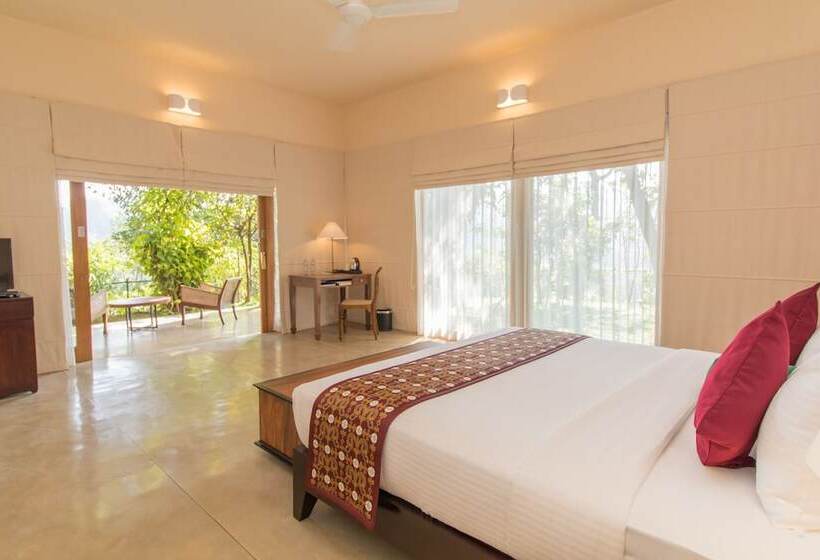 주니어 스위트, Kings Pavilion Luxury