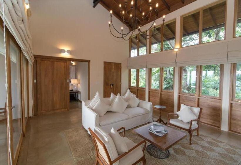 스위트, Kings Pavilion Luxury